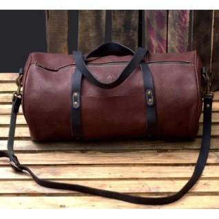 MONT5 Shangrila Maroon Weekender Bag